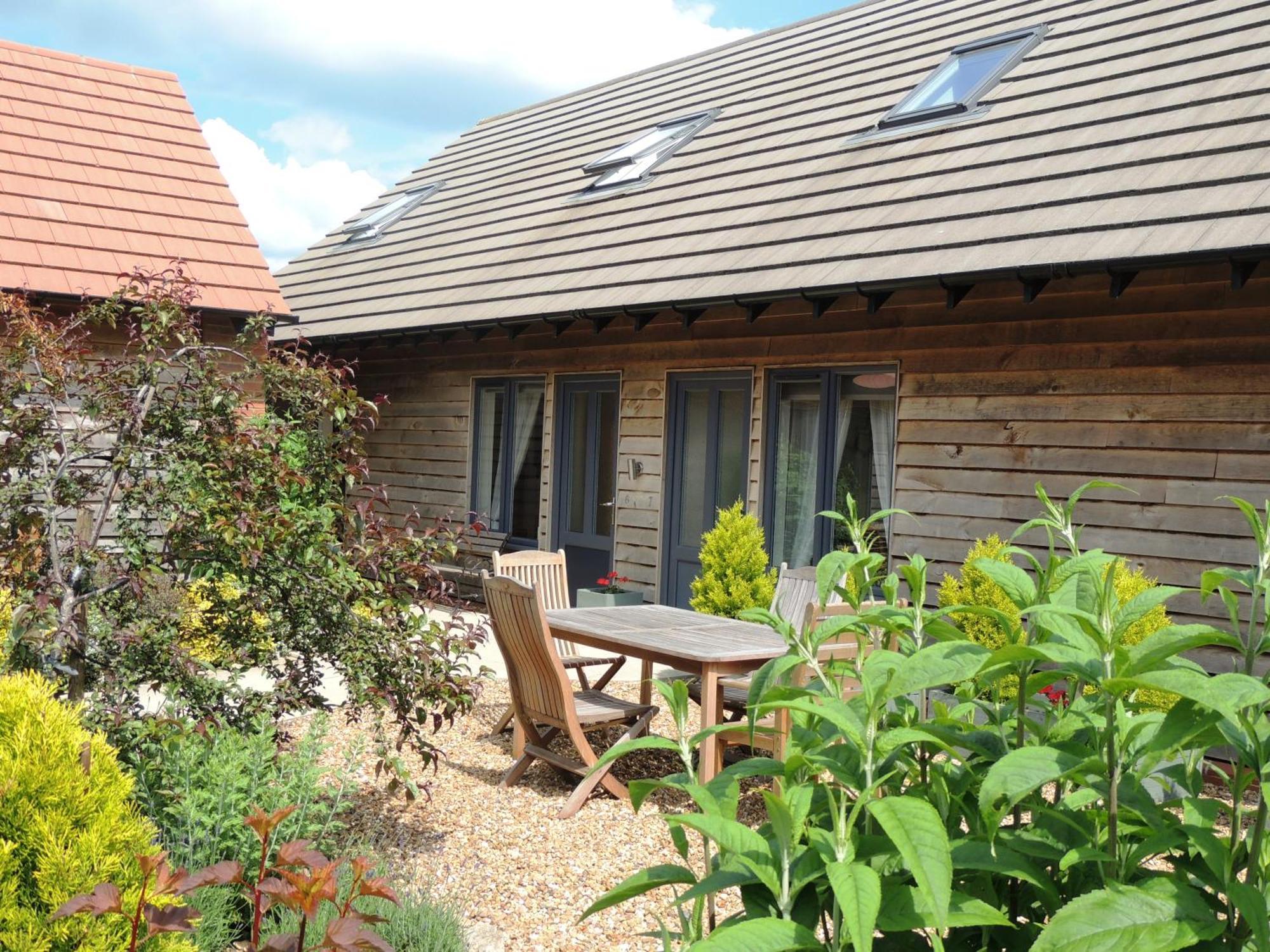 Elm Tree Farm Accommodation Milton Keynes Exterior photo